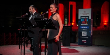 Antalya kültürle nefes alıyor, sanatla parlıyor