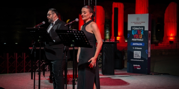 Antalya kültürle nefes alıyor, sanatla parlıyor