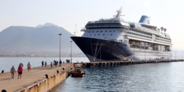 İngiliz turistler kruvaziyerle Alanya’da