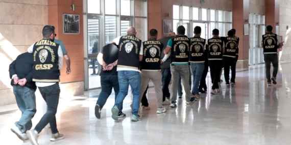 İş yerine patlayıcı maddeli saldırıya 10 tutuklama