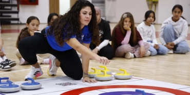 Büyükşehir’den floor curling eğitimi