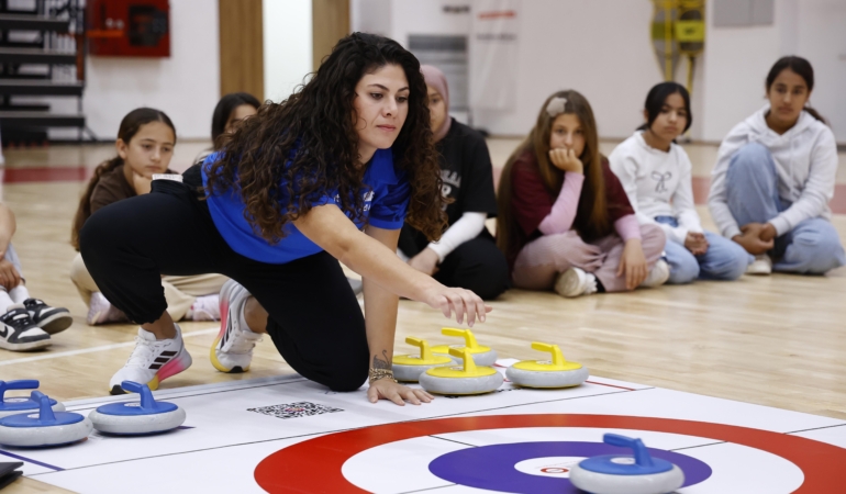 Büyükşehir’den floor curling eğitimi