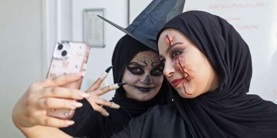 ATASEM kursiyerlerden korku filmi makyajı