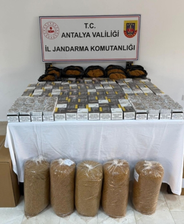 Kaçak tütün ve makaron baskını
