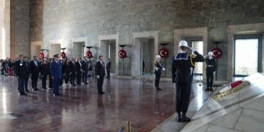 ANTGİAD’dan Anıtkabir’e ziyaret