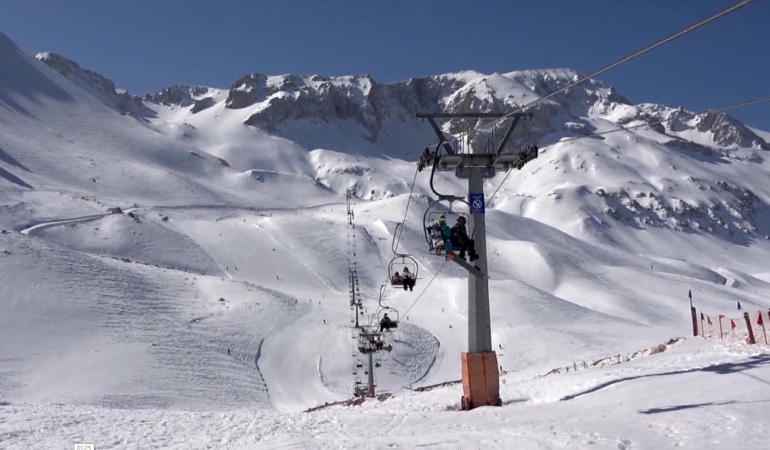 Davraz’a kar makinesi; sezon erken açılıp geç kapanacak