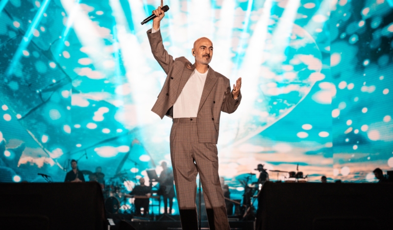 Soner Sarıkabadayı’dan unutulmaz performans