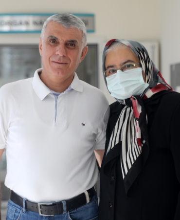 37 yıllık eşinin böbreğiyle yaşama tutundu: Ömrümün en özel hediyesini verdi