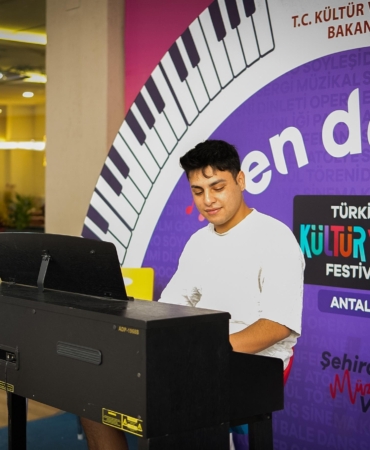 Antalya’nın kültür sanat yolculuğu hız kesmiyor