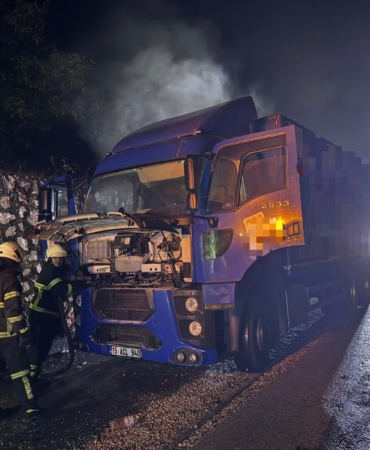 Erken müdahale kamyonu yanmaktan kurtardı