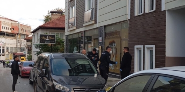 Evinde ölü bulundu