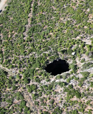 90 metrelik obruğa iniş anını kaydetti