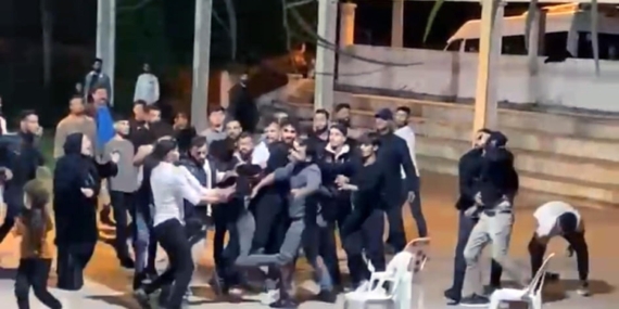 Düğündeki kavgada sandalyeler havada uçuştu