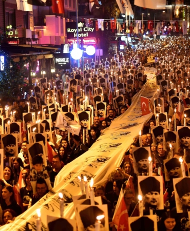 Antalya Ata’ya Saygı Yürüyüşü’nde buluşuyor