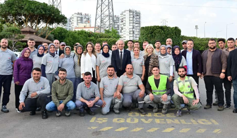 Kocagöz’den sezonluk işçilere belediyede daimi iş müjdesi