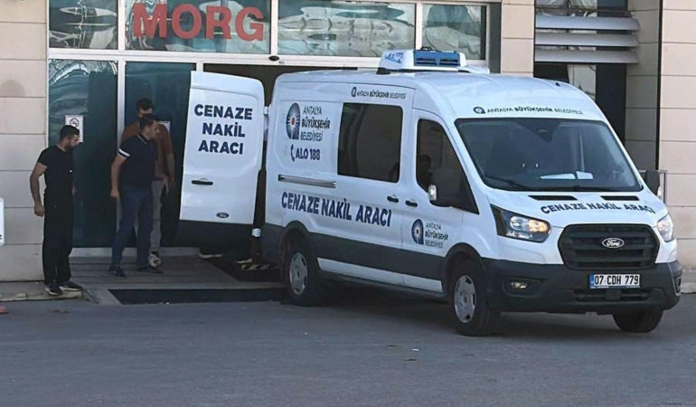 2 hafta sonra düğünü olan Tahsin, ‘otel önünde içki içmeyin’ diye uyardı, bıçaklanarak öldürüldü (2)