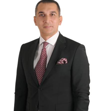 Özbek: Atatürk’ü anlamak, geleceği akılla ve bilimle inşa etmektir