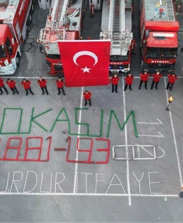 İtfaiyeciler Atatürk’ü andı