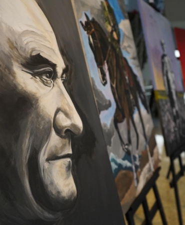 ’10 Kasım Senin Saatin Durmaz’ sergisi AKM’de