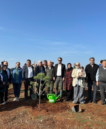 Serik’te fidanlar toprakla buluştu