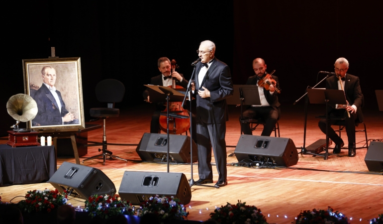 Büyükşehir Atatürk’ü ‘Hasret’ konseriyle andı