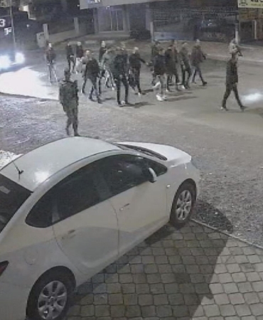 ‘Dur’ ihtarına uymayıp İl Emniyet Müdürü Zaimoğlu’nun üzerine aracını sürdü, ateş açılıp durduruldu