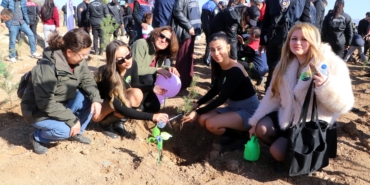 Burdur’da fidan dikimi