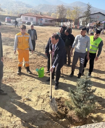 Çay’da Ağaçlandırma Günü etkinliği