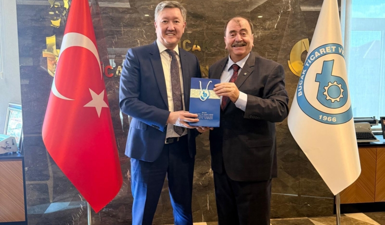Kazakistan Başkonsolosu’ndan Bucak ziyareti
