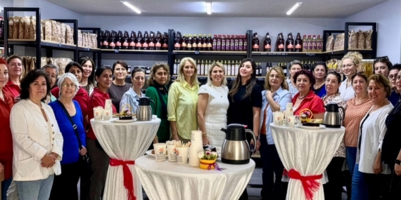 Muratpaşa’da kadın dayanışması büyüyor