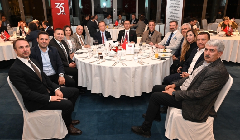 Özbek: Atatürk’ün çizdiği yol, geleceğin pusulasıdır