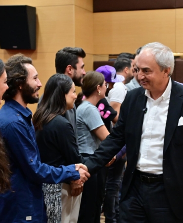 Başkan Kocagöz’den Kepez’in sanat emekçilerine müjde