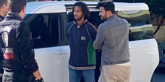 Öldürülen babasının cenazesini almaya geldikleri morg önünde gözyaşlarına boğuldu (2)