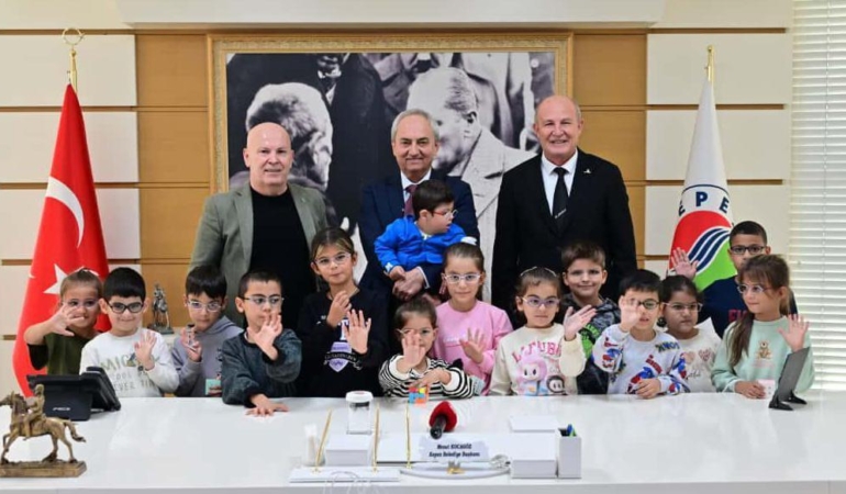 Kepez Belediyesi okullarda göz sağlığı taraması yaptı