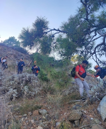 Dağda mahsur kaldı, AFAD kurtardı