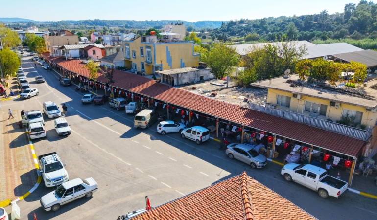 Gebiz’e 675 metrekarelik pergola