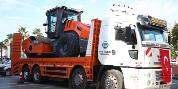 Serik Belediyesi’ne 4 yeni hizmet aracı