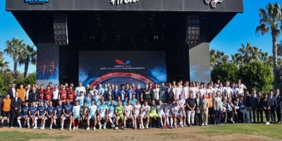 Turizmcilerin dostluk turnuvası