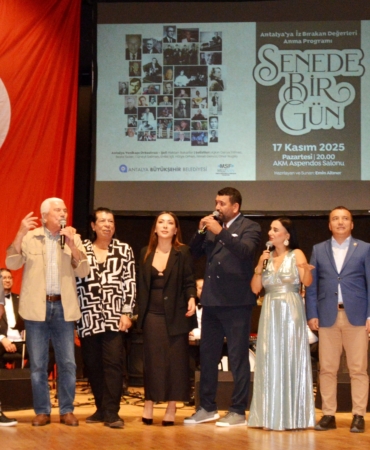 Antalya’da iz bırakanlar sahnede