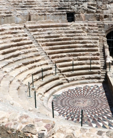 Medusa mozaiğinin üzeri kapatıldı