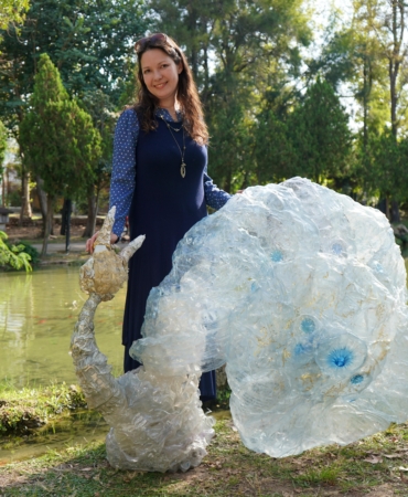 Atıkları güzelliğe dönüştürüyor