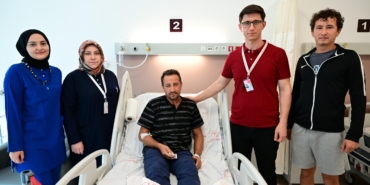 Antalya Şehir Hastanesi’nde pars plana vitrektomi ameliyatı başarıyla uygulandı