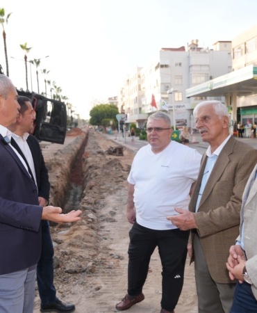 Atatürk Caddesi’nde tarihi dönüşüm