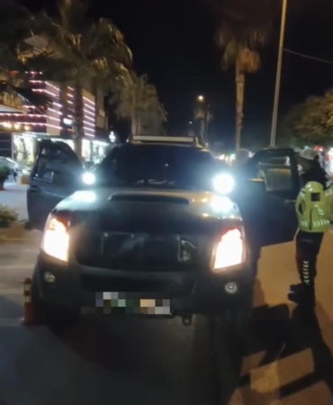 Çakarlı araç sürücüsüne ceza