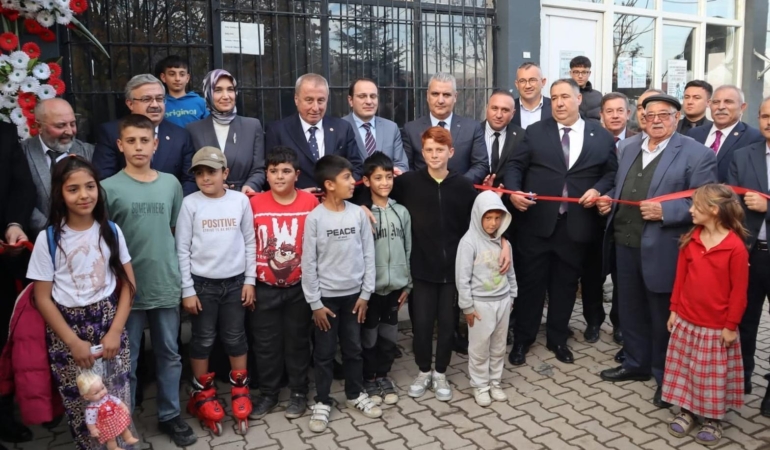 Yeşilyurt’a cemevi açıldı