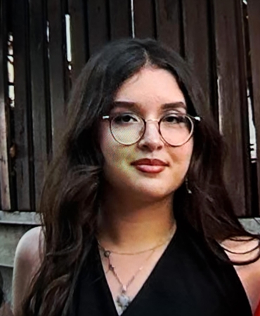 Kazada ölen Şükran Ela’nın cenazesini Almanya’dan gelen babası teslim aldı