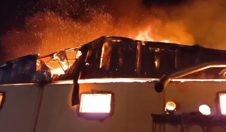 Kereste fabrikasındaki yangın söndürüldü