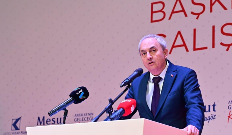 Kocagöz, UNESCO Dünya Kitap Başkenti hedefini duyurdu