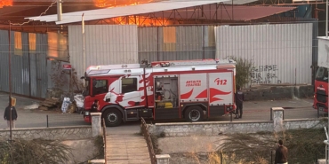 Antalya’da ahşap presleme ve üretme atölyesinde yangın