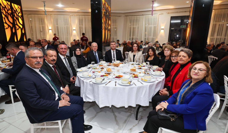 Emekli öğretmenler bir araya geldi